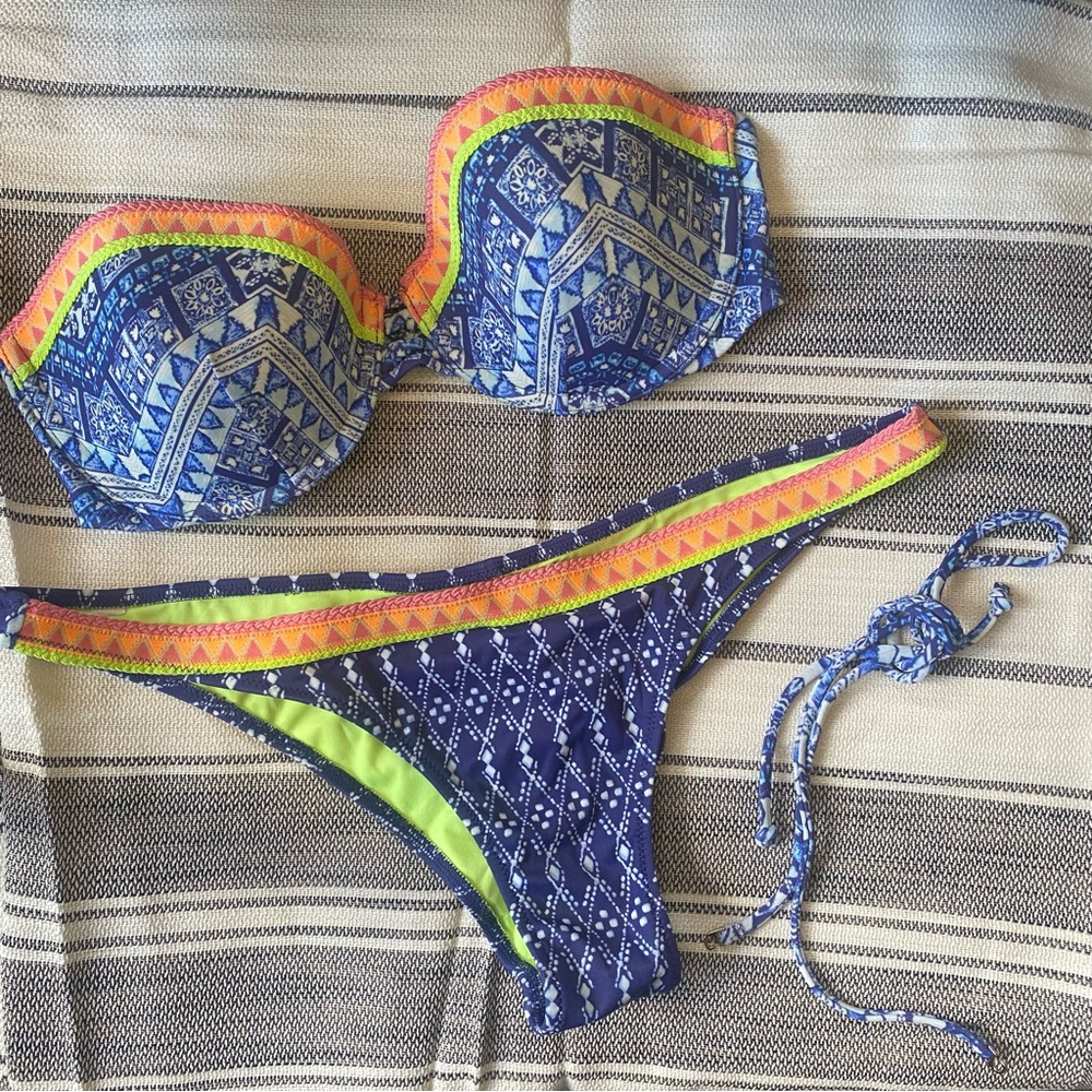Blue Patterned Bikini Set with Neon Accents